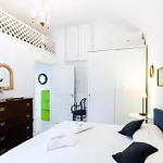 Apartment Stefania Flat - Center *